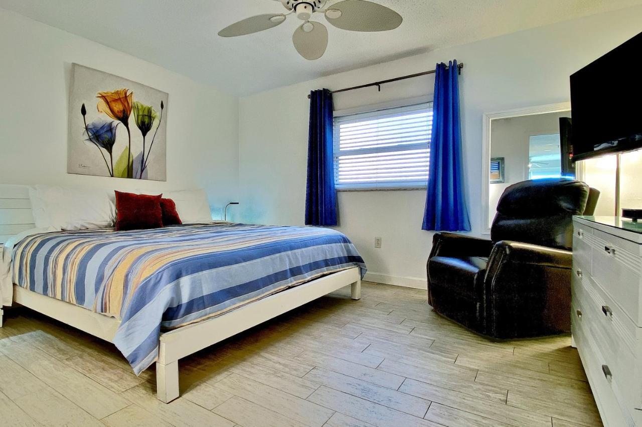 Holiday Villas III 703 Clearwater Beach Exterior photo