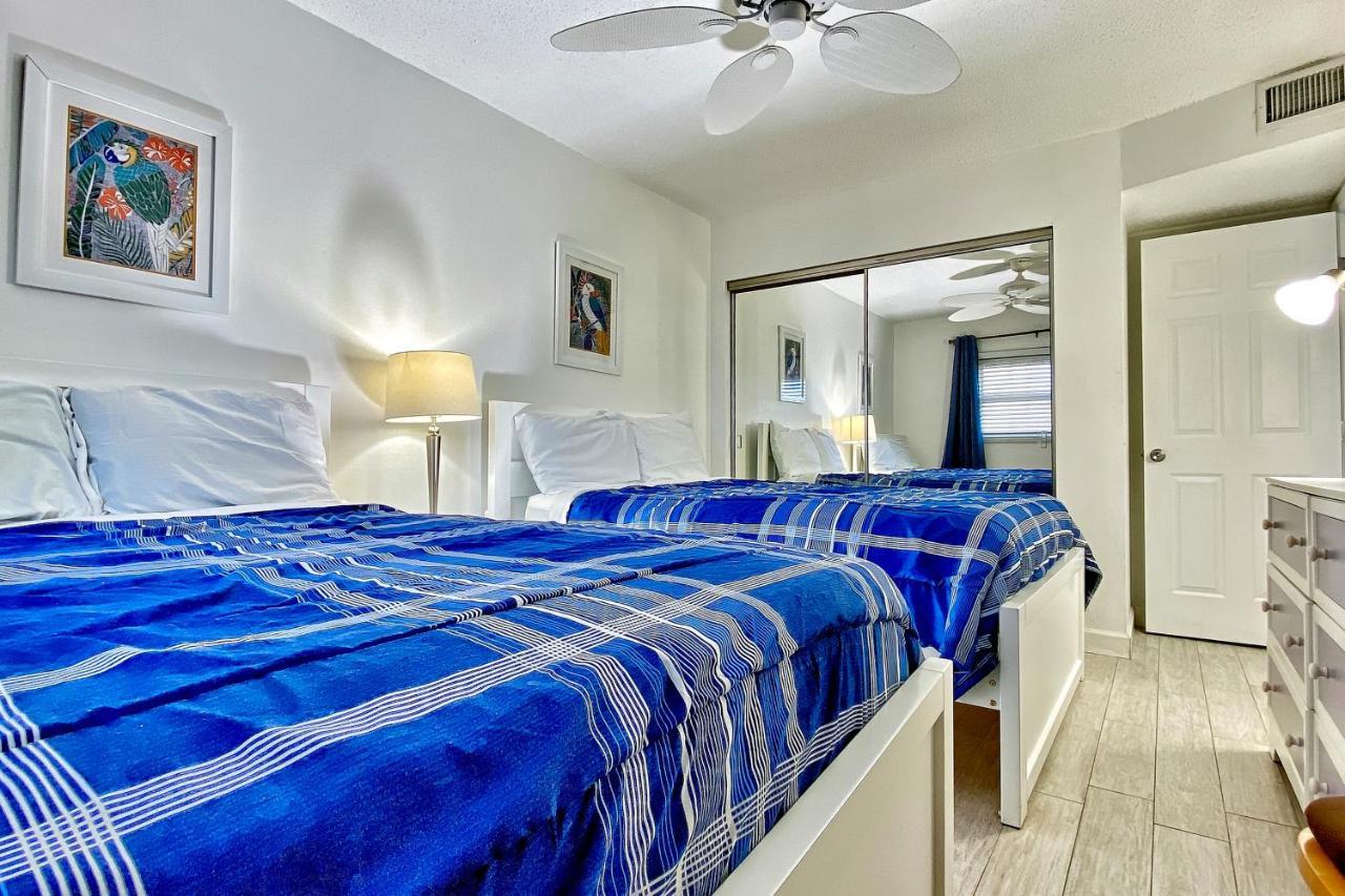 Holiday Villas III 703 Clearwater Beach Exterior photo